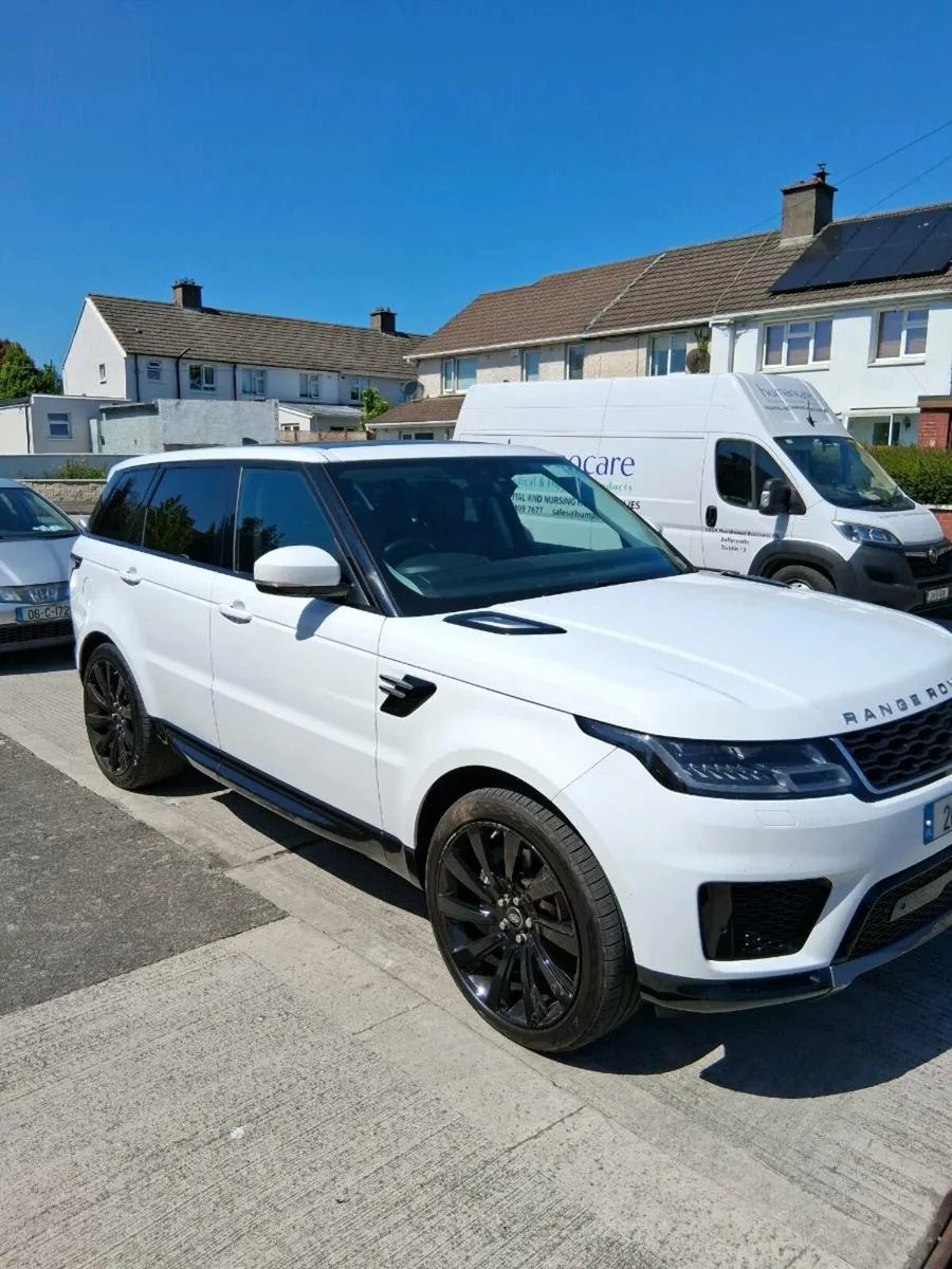 Range Rover Sport - Image 3