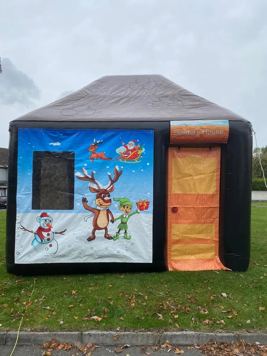 Inflatable pub - Image 2