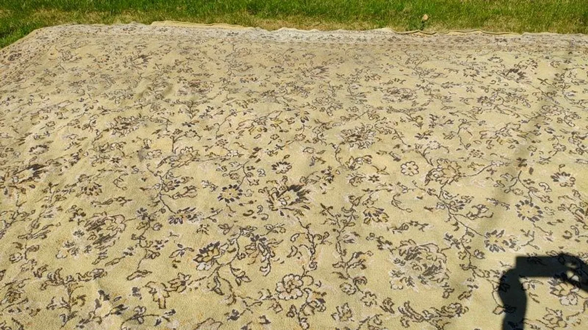 Stunning Large Rug 5.05m x 3.5M (16'6" x 11' 5" ) - Image 3
