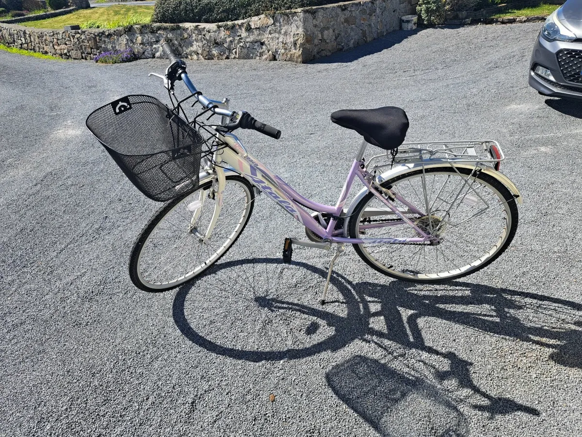 Women's Bicycle - Image 2