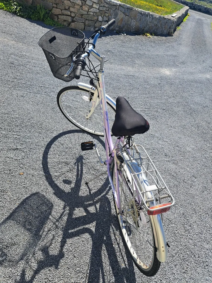 Women's Bicycle - Image 3