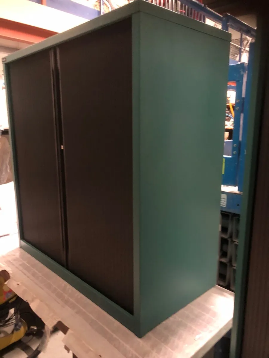 Cabinet - Image 2