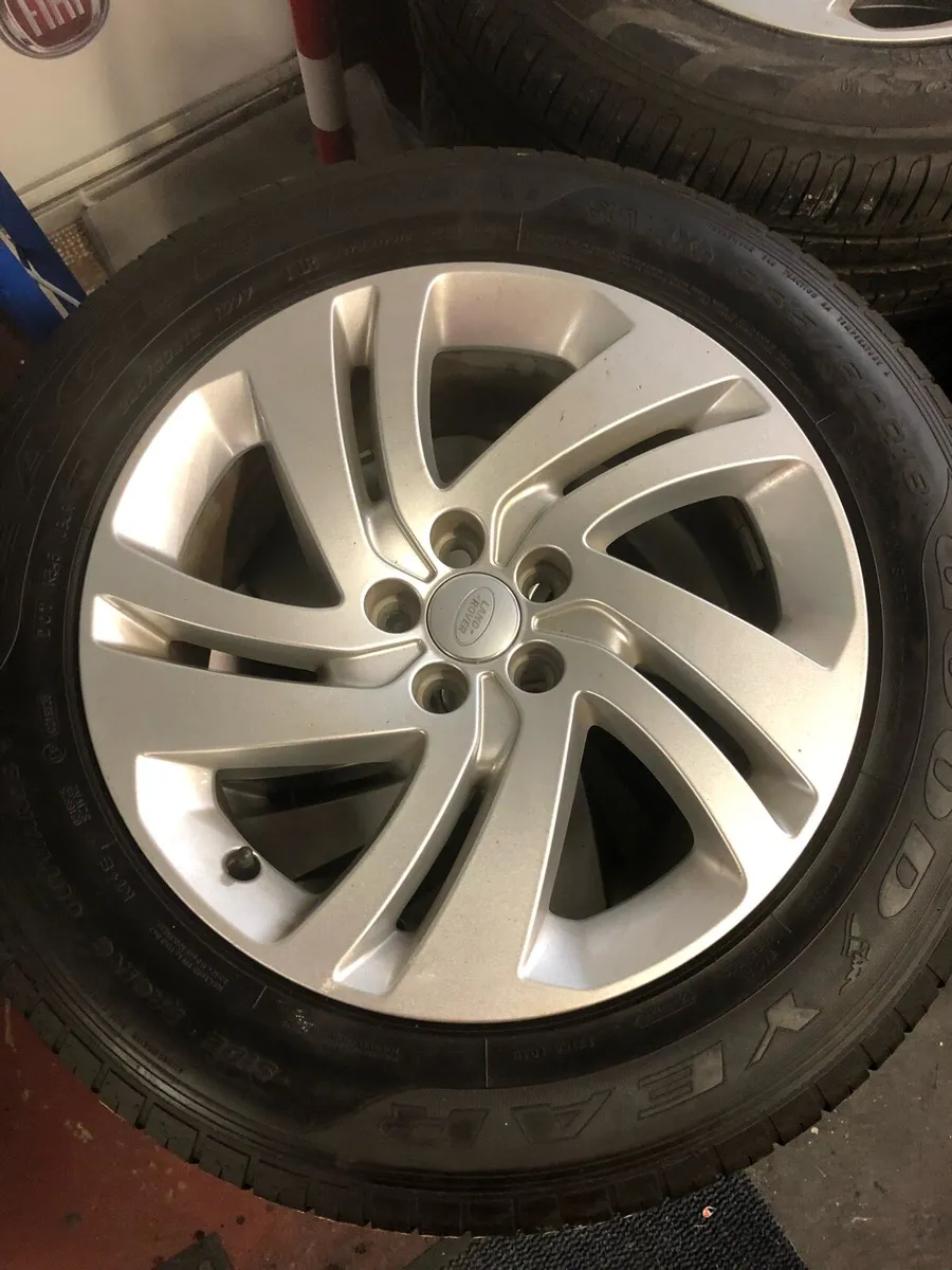 Range Rover Alloys 18inch - Image 2
