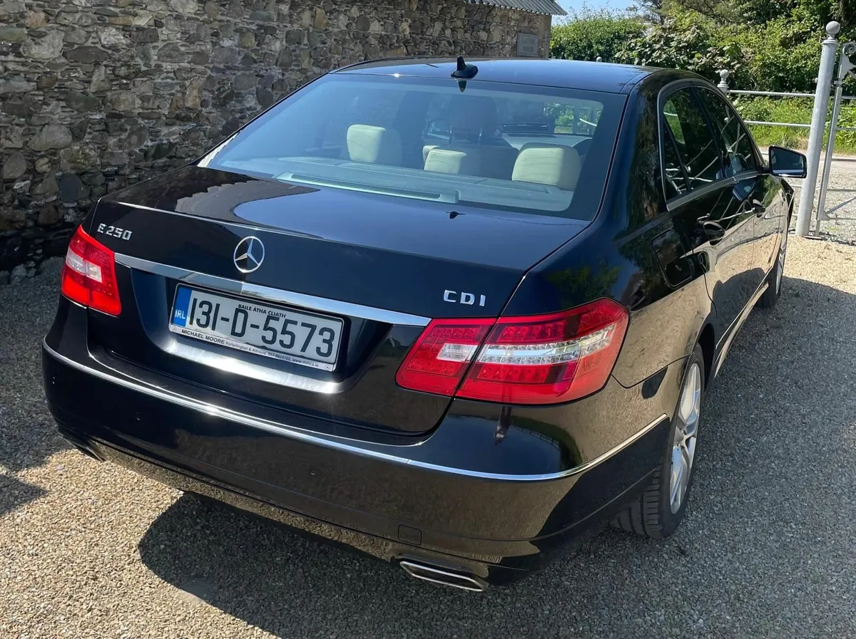 Mercedes-Benz E Class E250 CDI 2013 Auto - Image 3