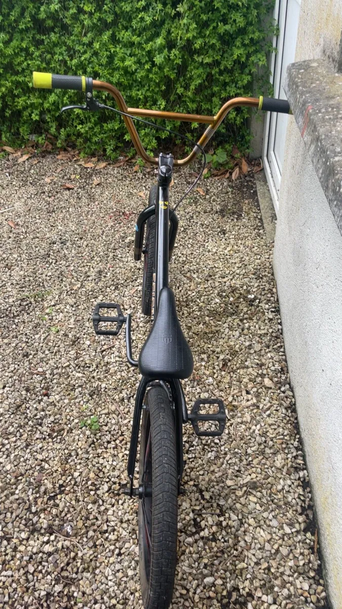 Mongoose legion L10 BMX bike - Image 4