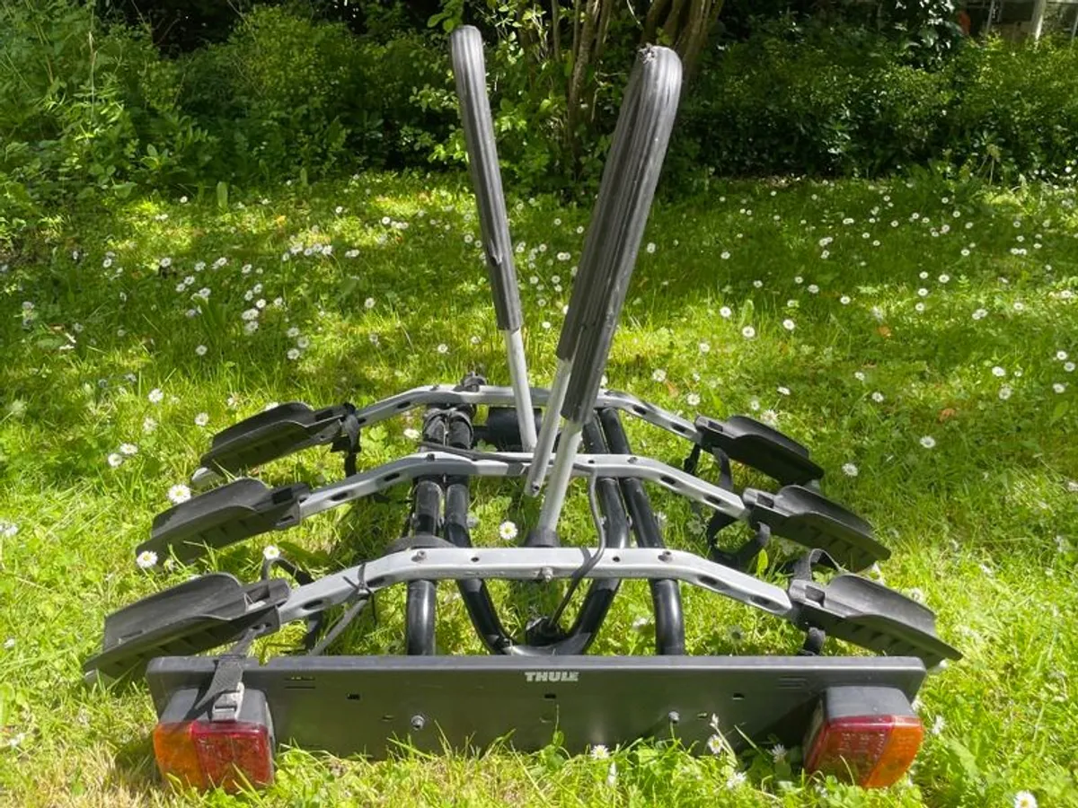 Thule bike rack for tow bar