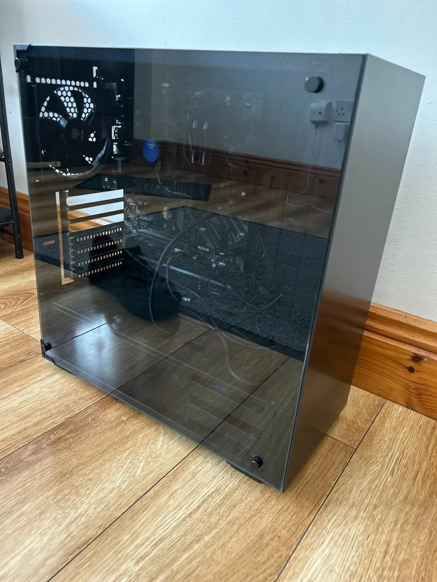 GAMING PC + MECHANICAL KEYBOARD + MOUSE - Image 3