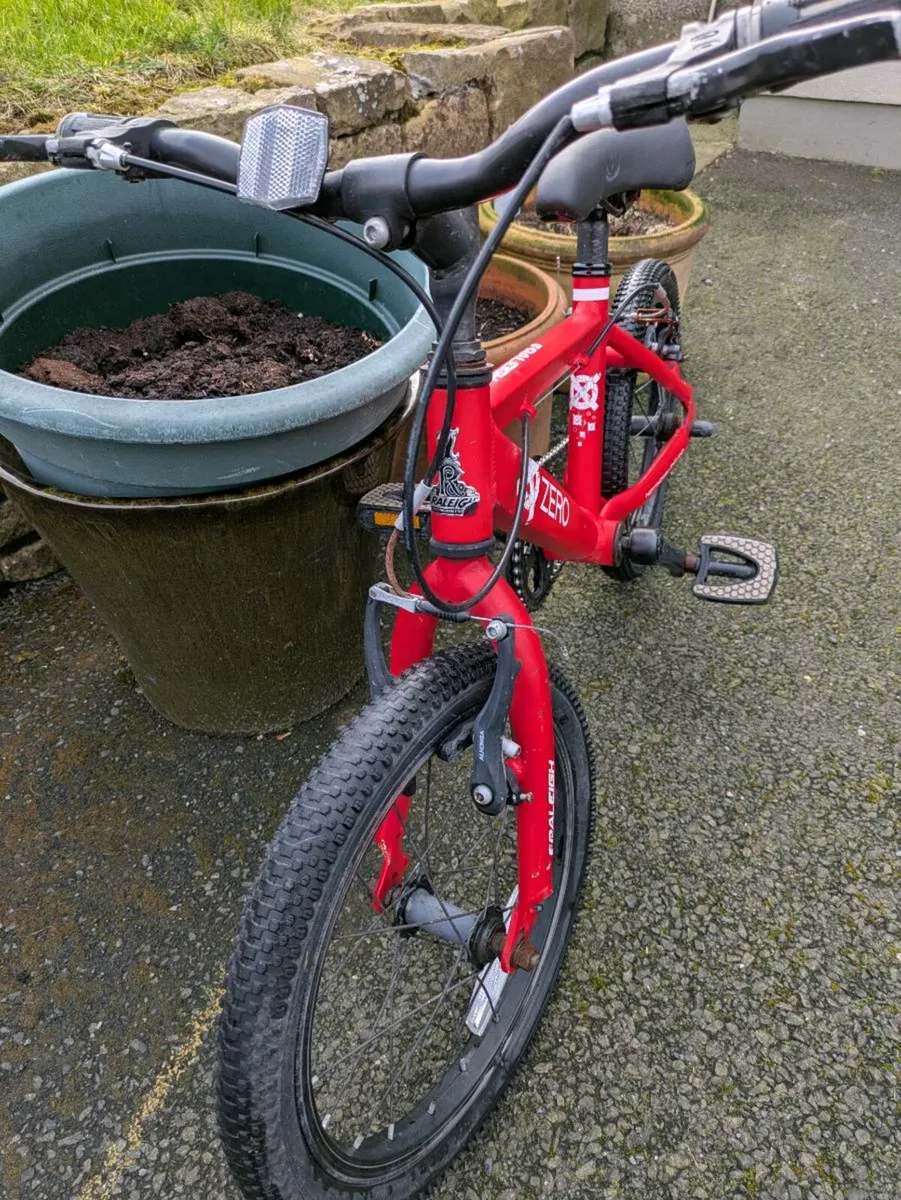 Raleigh boys 16inch bike - Image 3