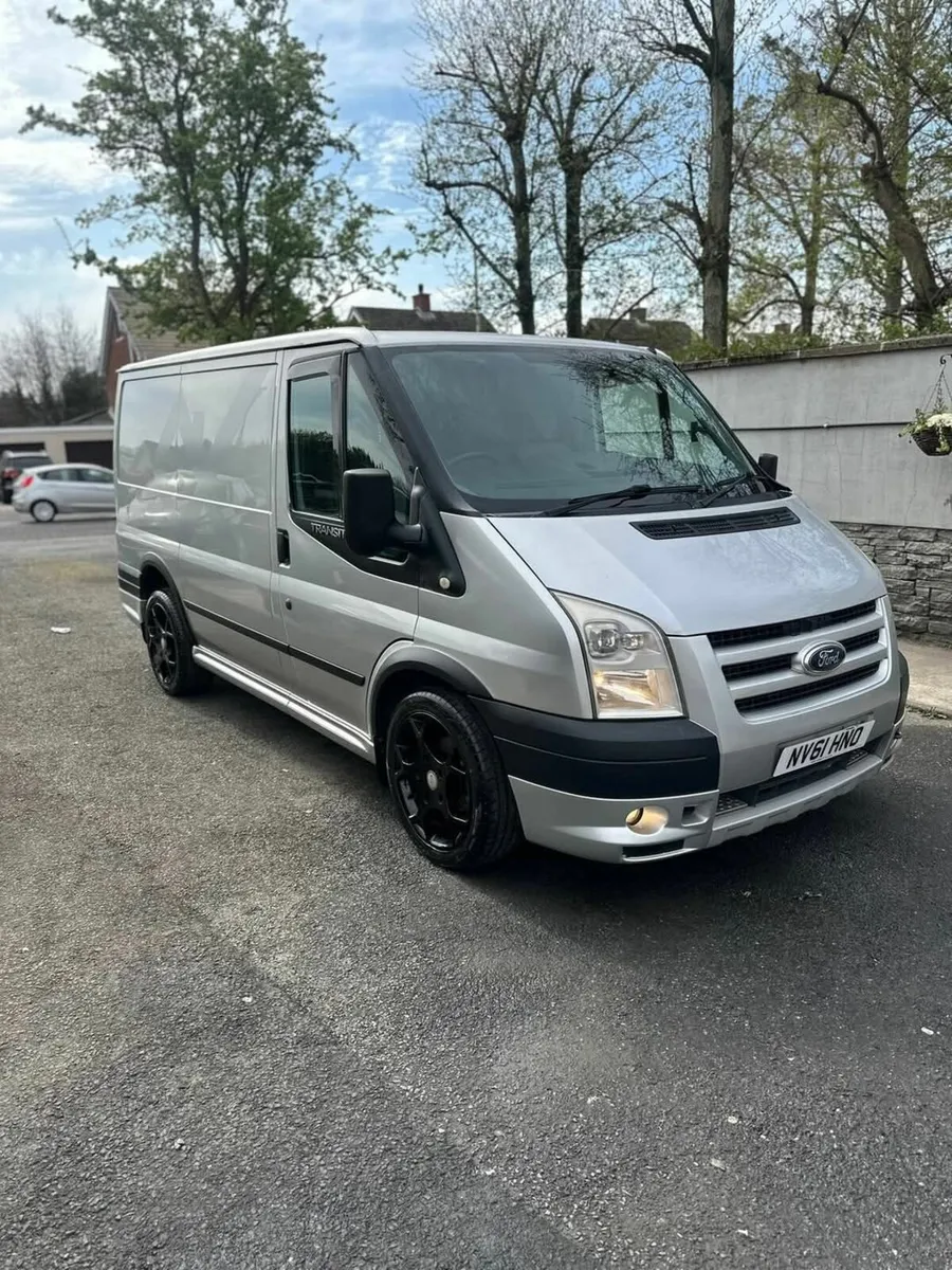 Ford Transit Sport 2.2 TDCI 2011 - Image 1