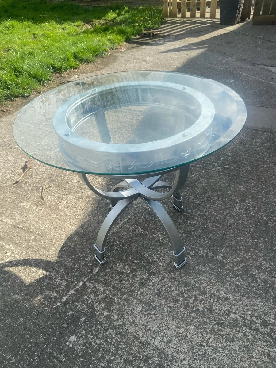 Coffee table - Image 1