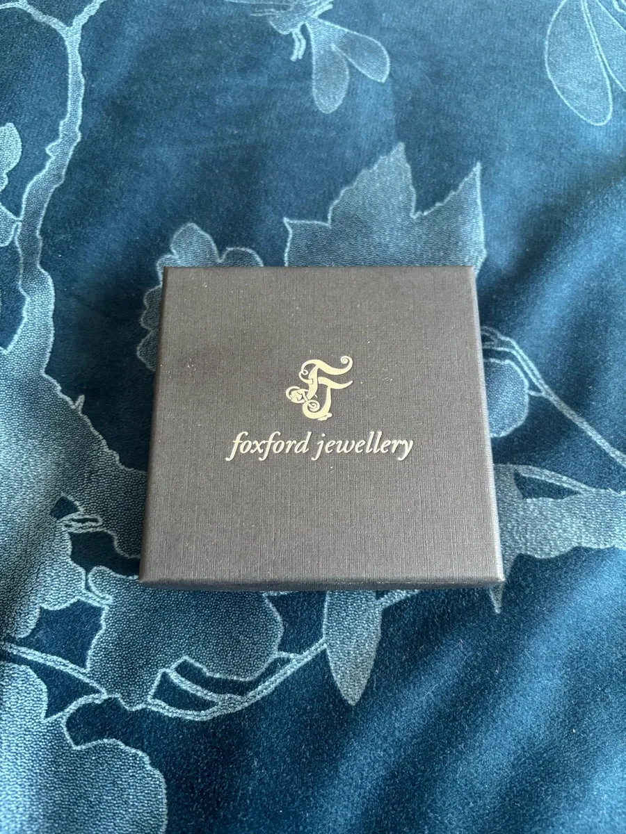 Brand New Claddagh Necklace - Foxford Jewellery - Image 3