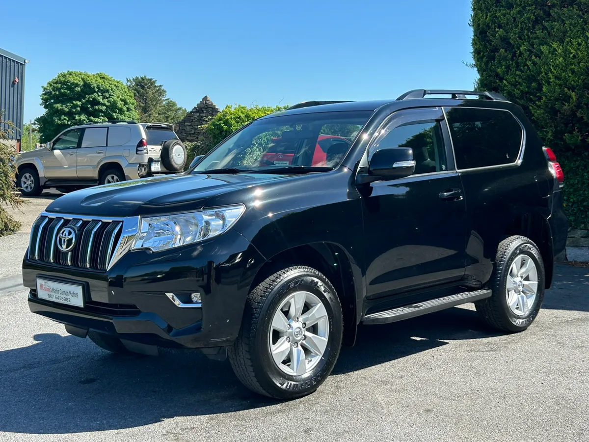 2019 Toyota landcruiser SWB Auto Low Kms - Image 3