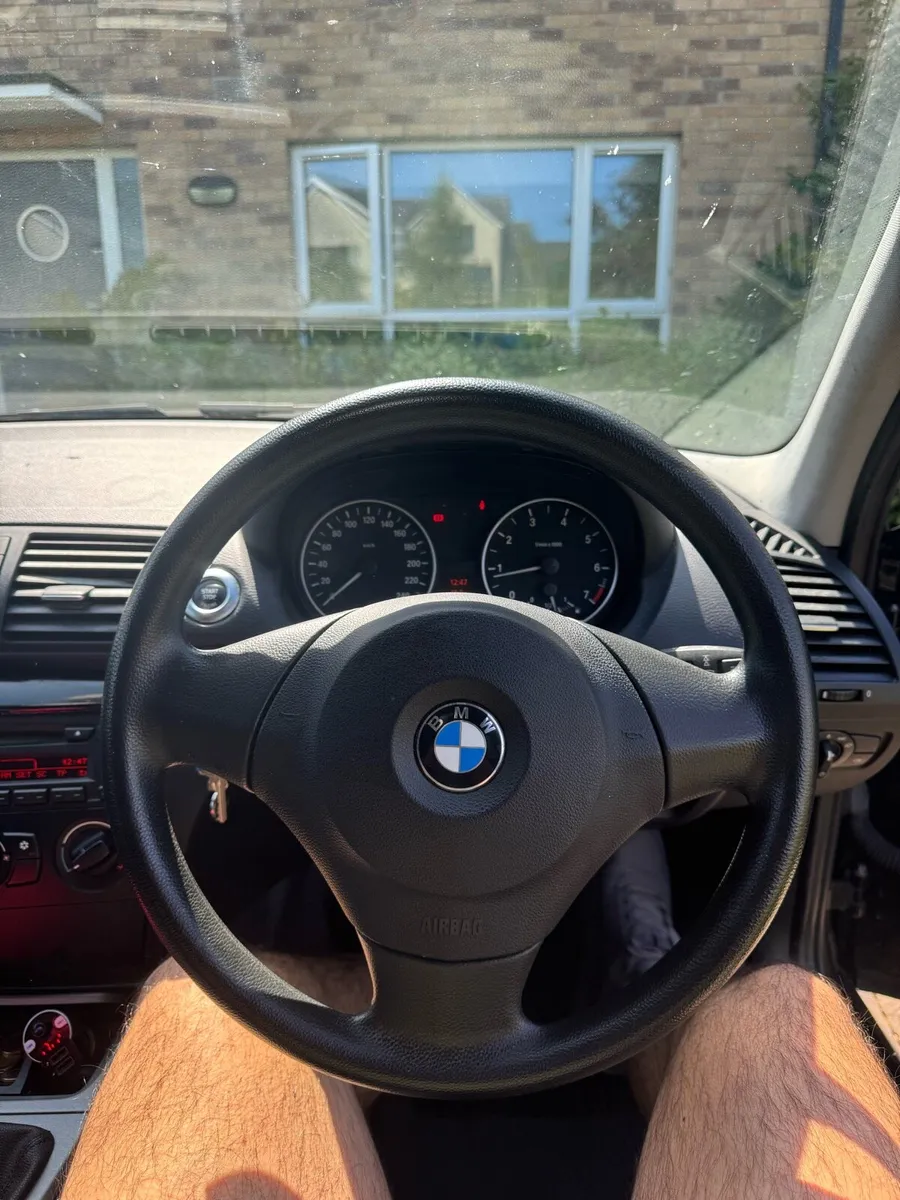 1 Series BMW 2008 - Image 3