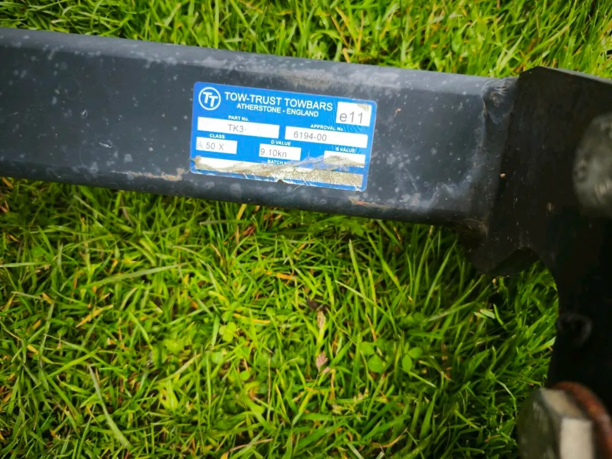 Hyundai Tucson Towbar - Image 1