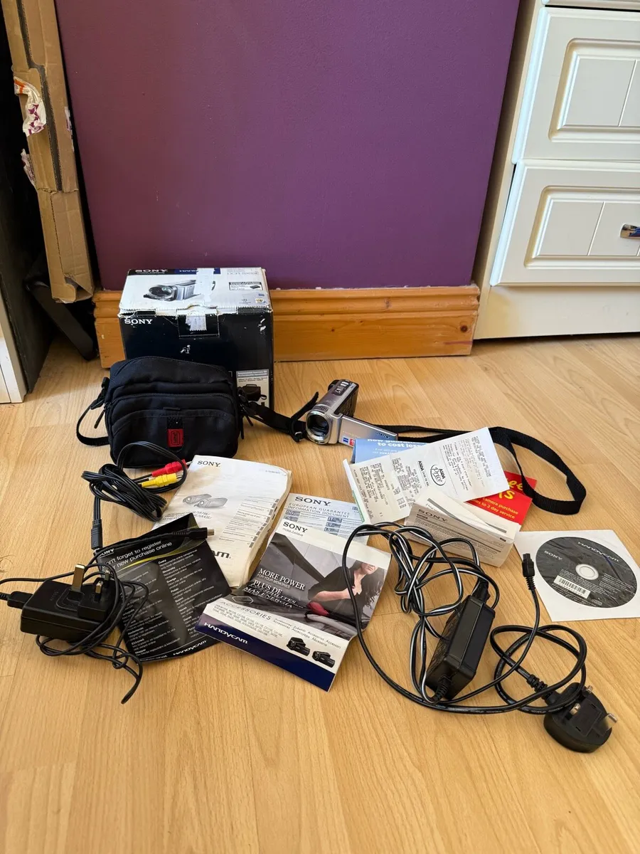 Sony Handycam DCR-SX63 Camcorder camera - Image 1