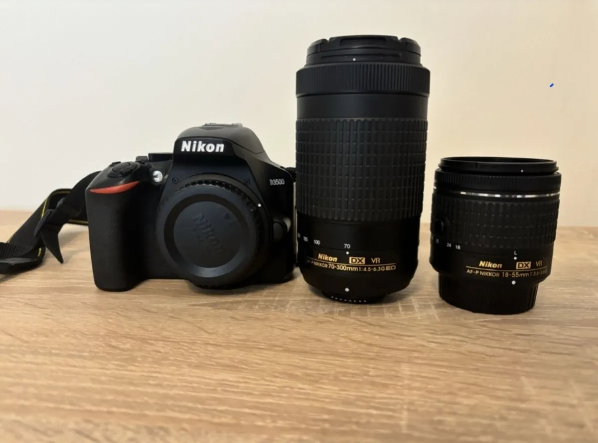 Nikon D3500 + 70-300 Ed Vr + 18-55 Vr - Image 1