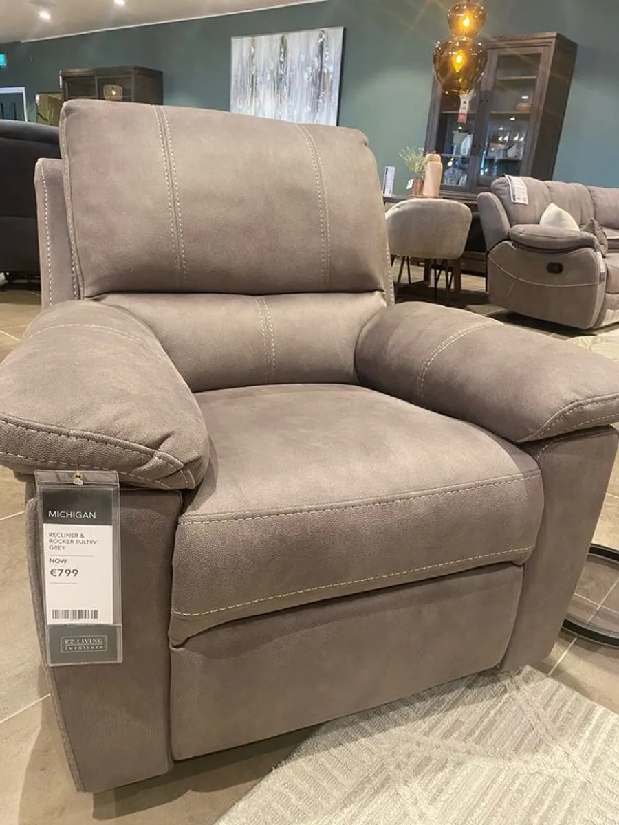 Armchair - Image 4