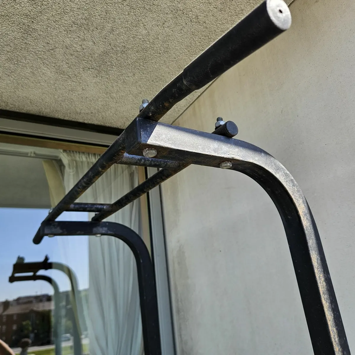 BangTong&Li Pull-Up & Dip Station - FREE - Image 2