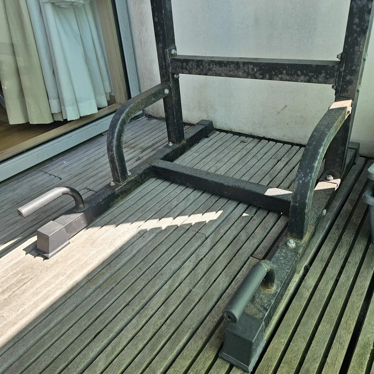 BangTong&Li Pull-Up & Dip Station - FREE - Image 4