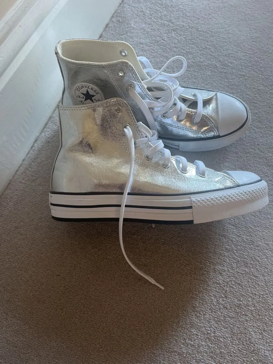 Band New Silver Converse All Star - Image 2