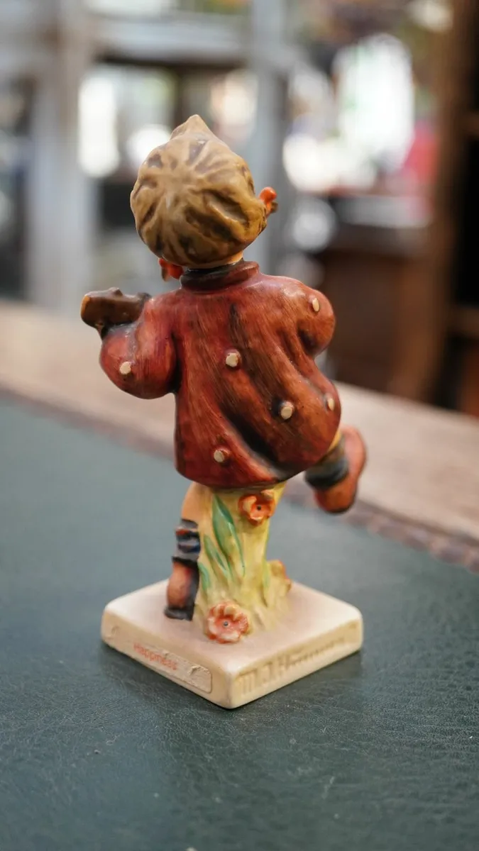 Goebel Hummel Figurine - Happiness - Image 3