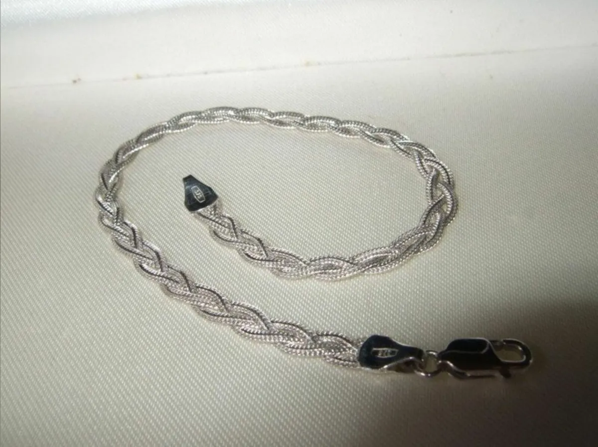 Vintage Hallmarked 9ct White Gold 'Weave' Bracelet - Image 3
