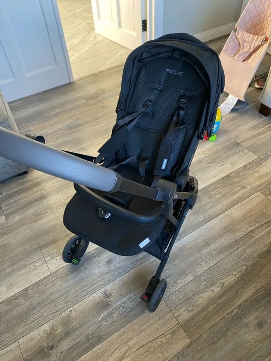 Recaro Lexa Elite lightweight stroller - Image 2