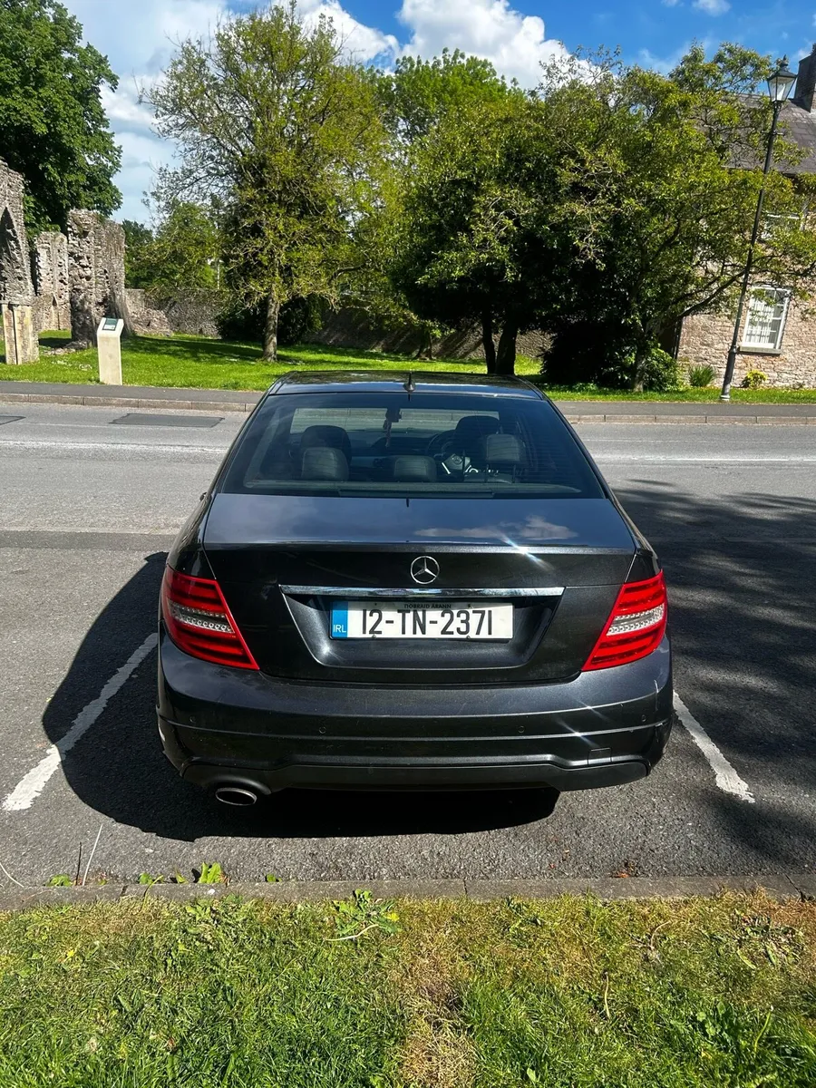 2012 Mercedes Benz C Class - Image 4