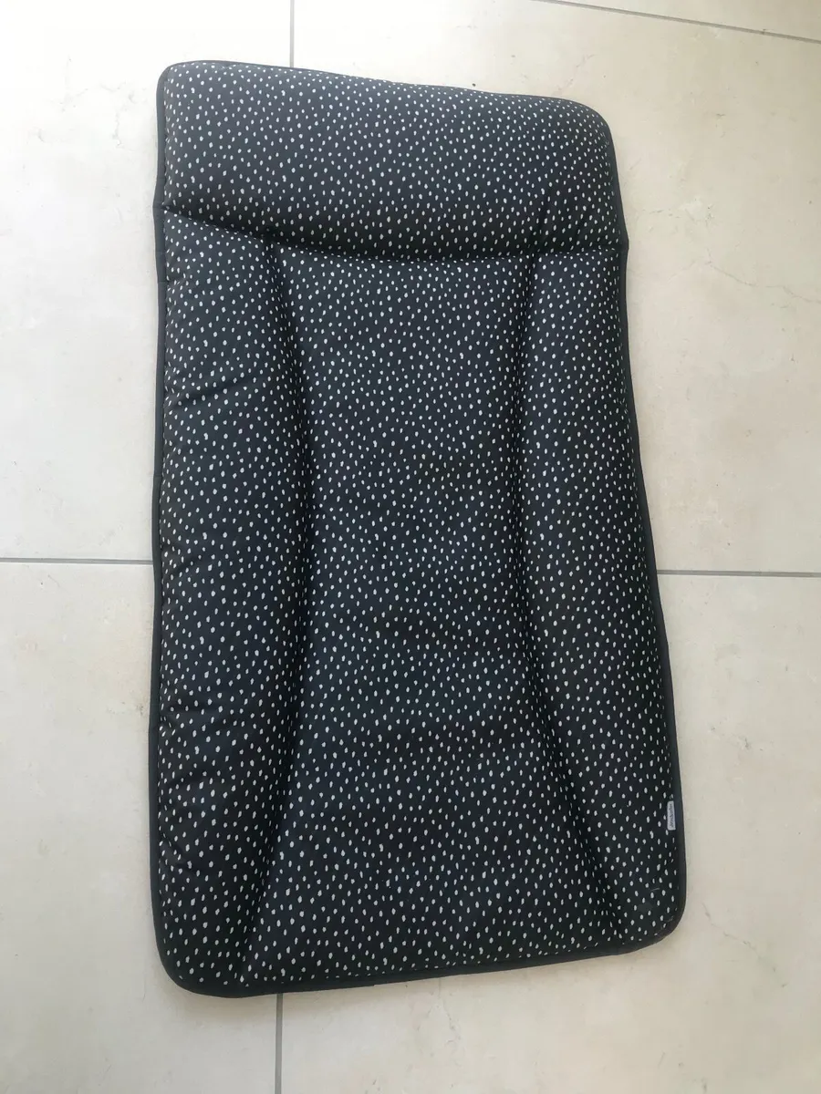 Mamas & Papas Changing mat - Image 3