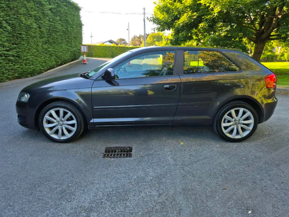 AUDi A3**1.6TDi**LOW MILEAGE**VERY CLEAN** - Image 3