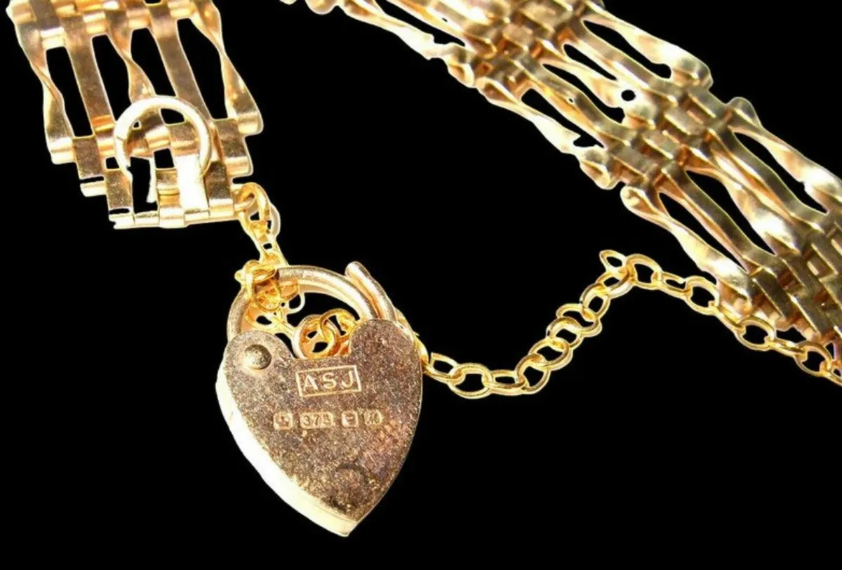 Vintage Hallmarked 9ct Gold Bracelet - Image 3