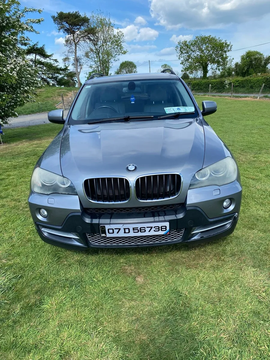 BMW X5 - Image 2