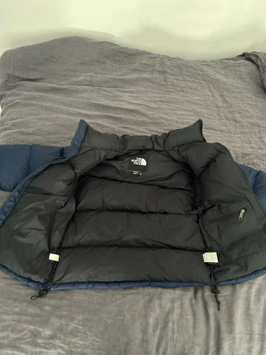 North face puffer jacket - Image 2