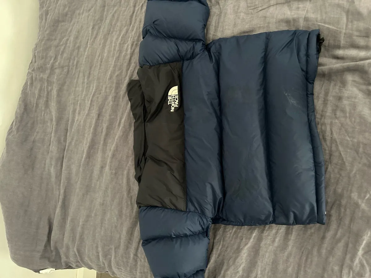 North face puffer jacket - Image 3