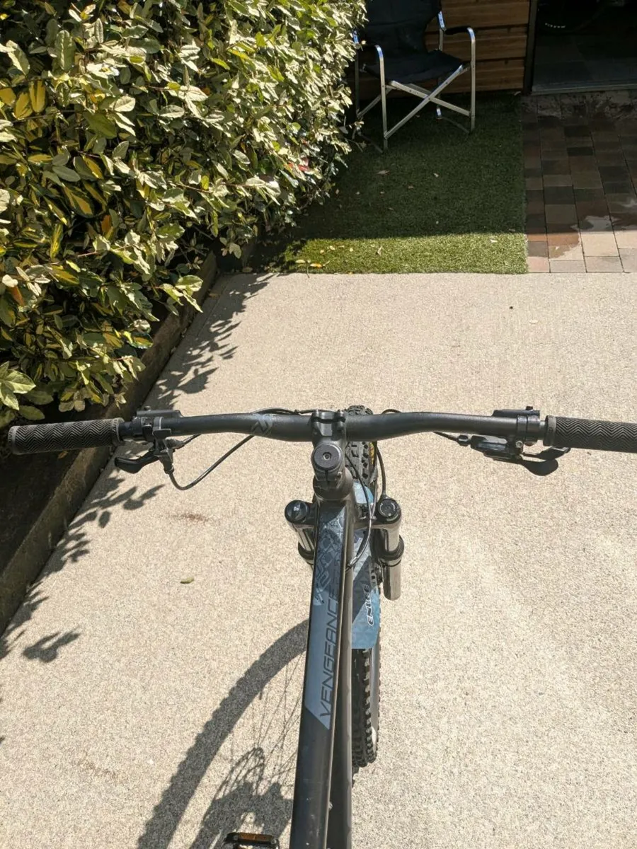 Carrera vengeance 27.5 (UPGRADED) - Image 4