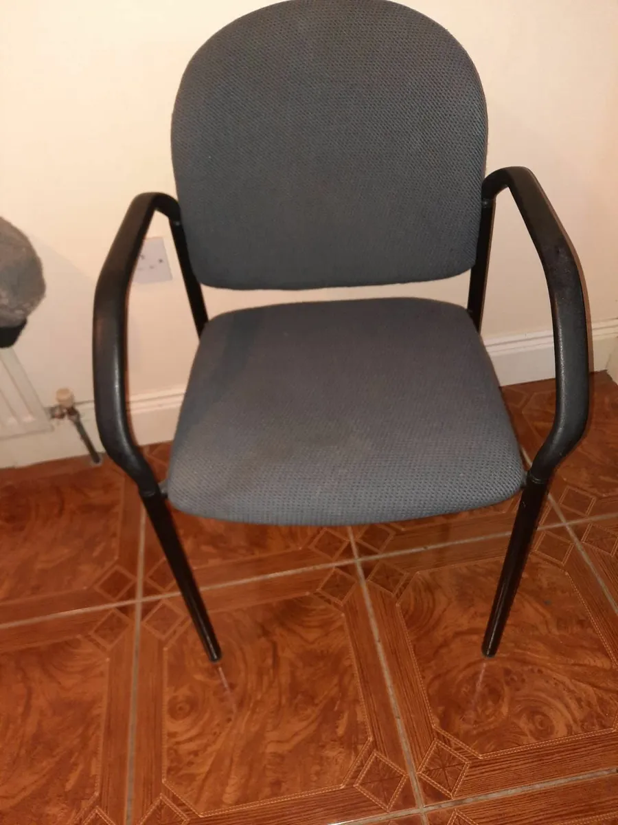 Office chair - Image 1