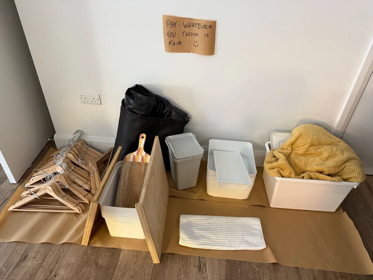 Moving sale - everything must go tonight - Image 3
