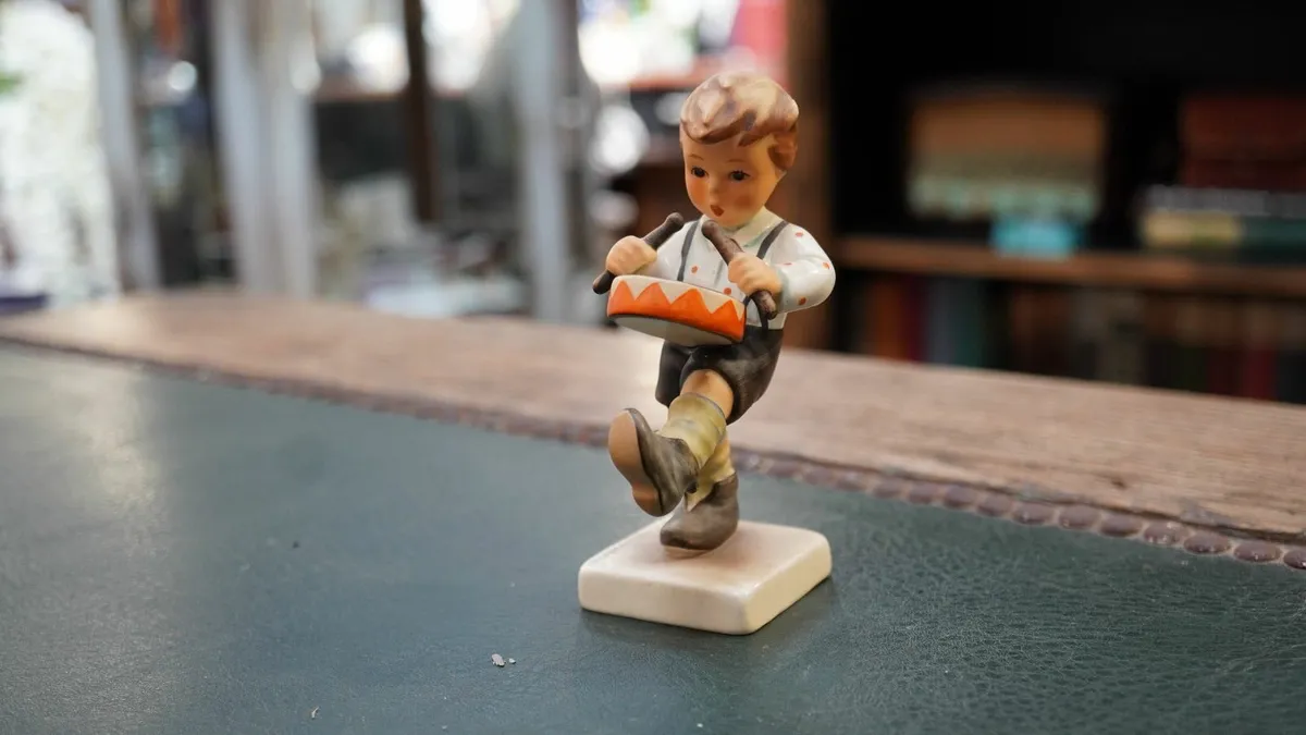 Goebel Hummel Figurine - Little Drummer - Image 1