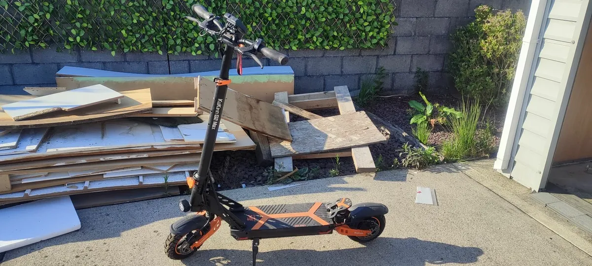 Electric scooter - Image 1