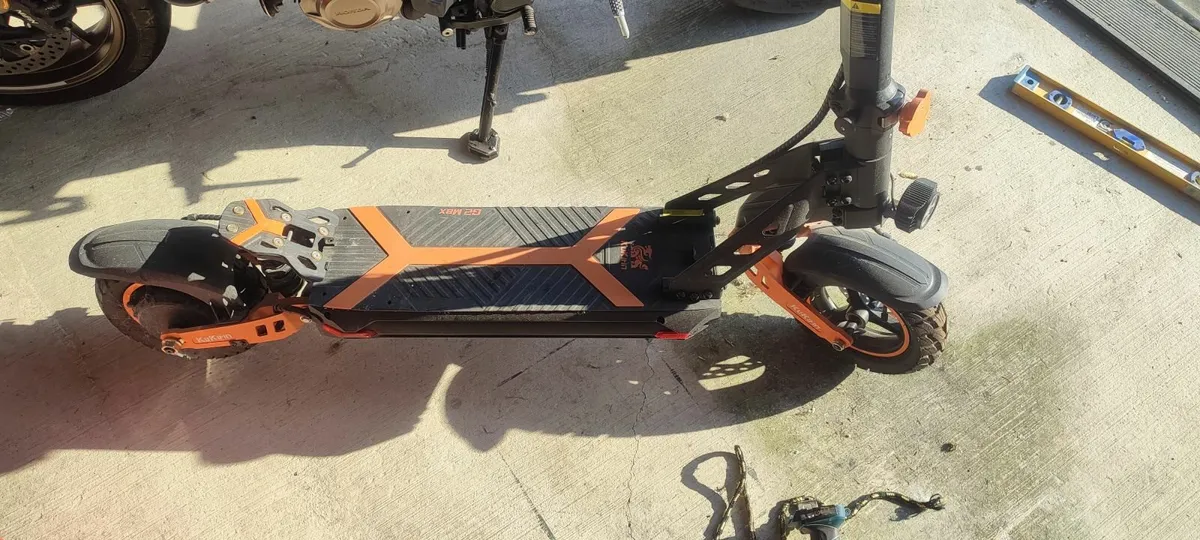 Electric scooter - Image 3