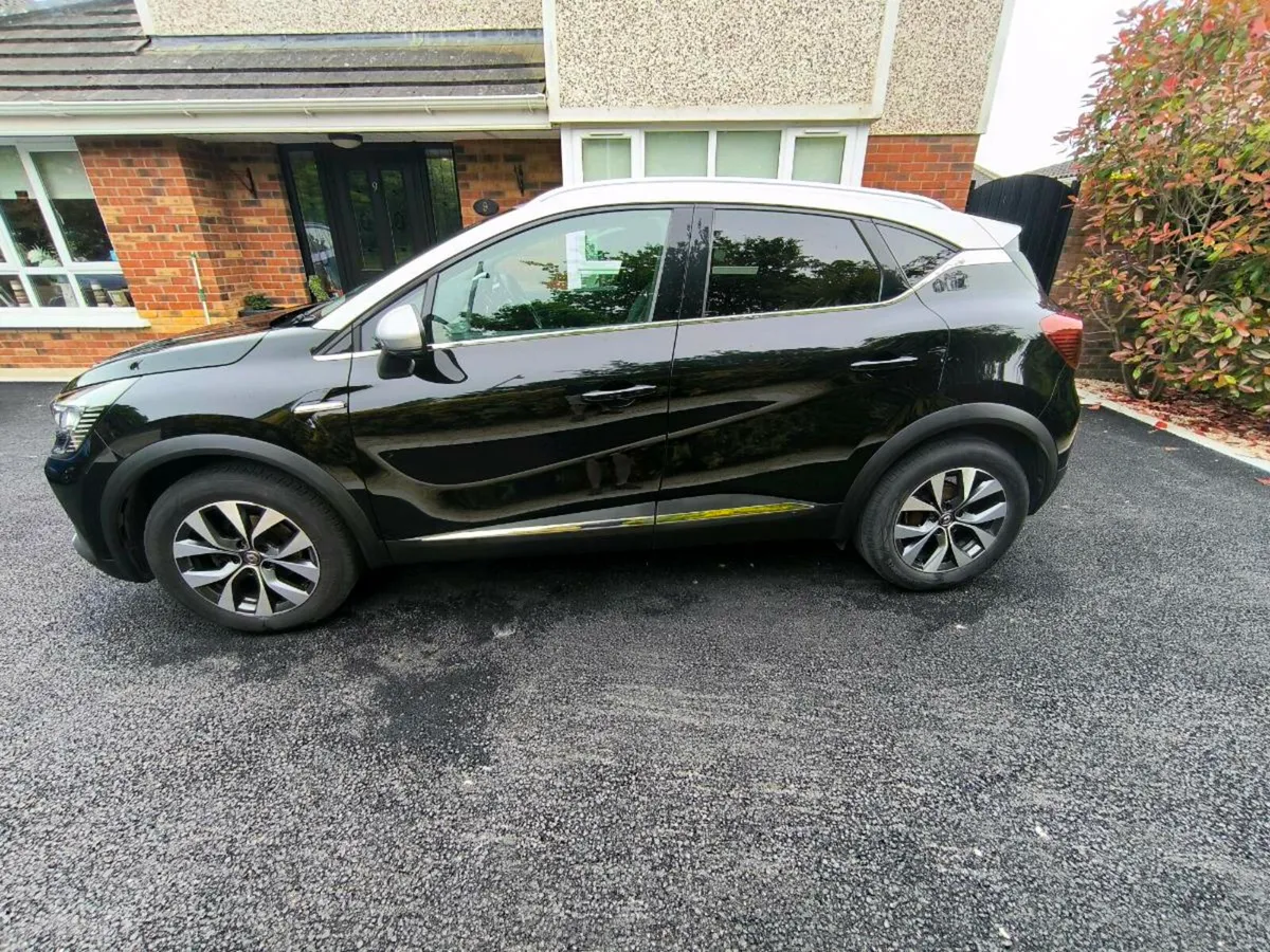 Renault Captur II S-edition DCI 95bhp 5DR - Image 4