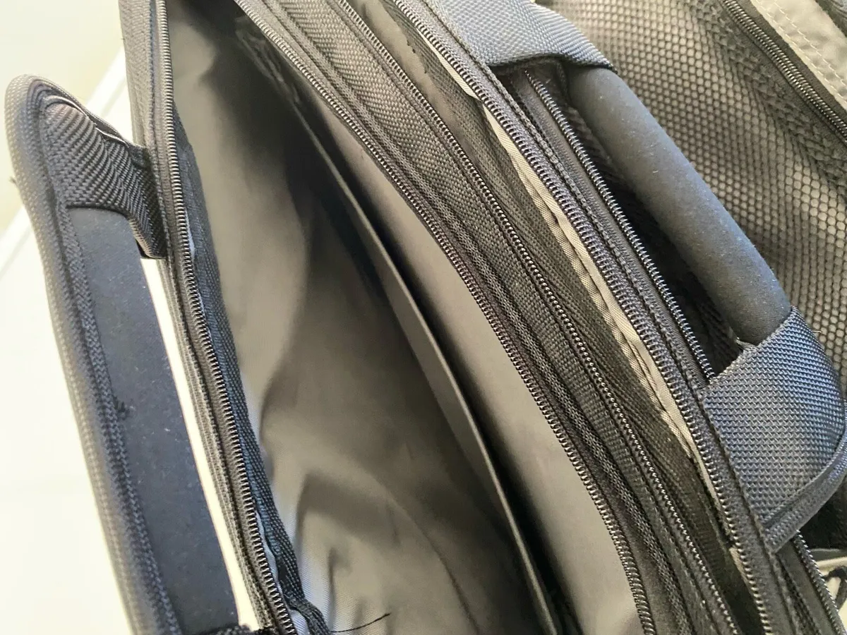 Dell laptop briefcase - Image 4