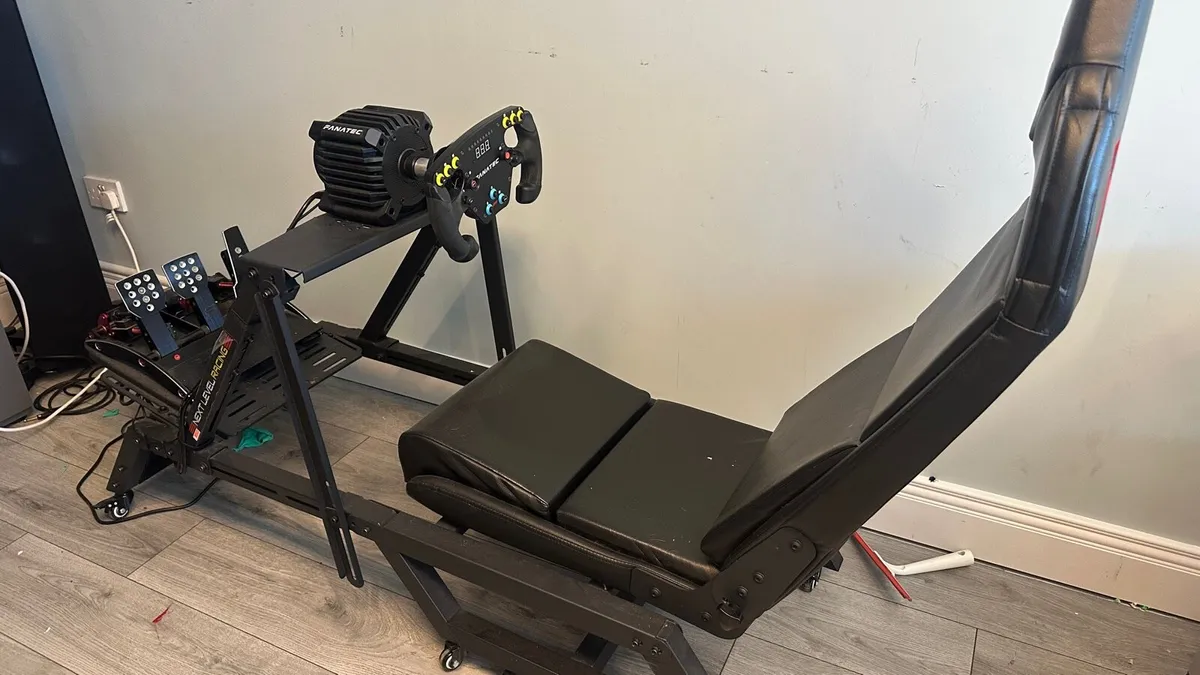Fanatec Sim Racing Rig - Image 1