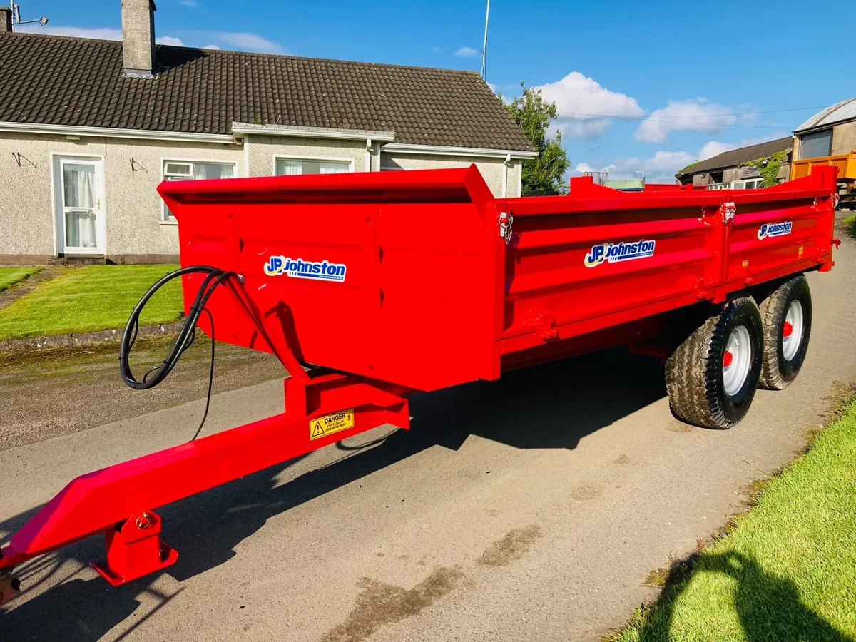 Johnston tipping trailer - Image 1