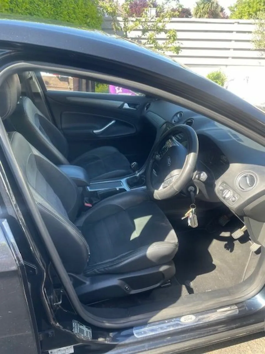Titanium Ford Mondeo 2012. NCT and Taxed. - Image 4