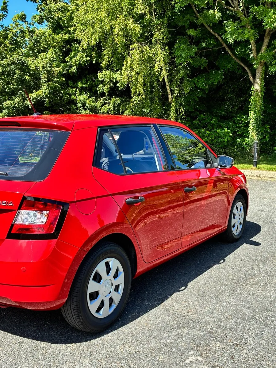 2015 SKODA FABIA - LOW MILEAGE - Image 4