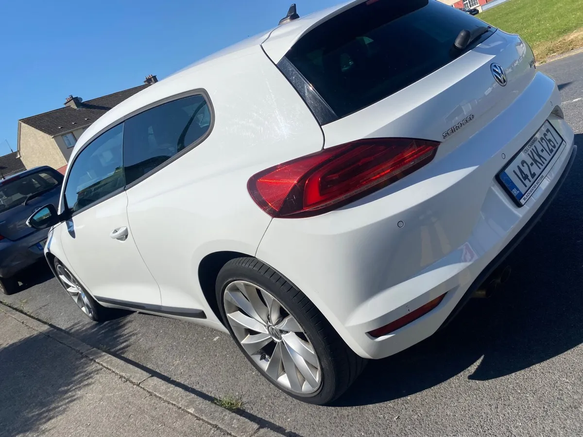 Volkswagen Scirocco TDI GT BlueMotion Technology - Image 4
