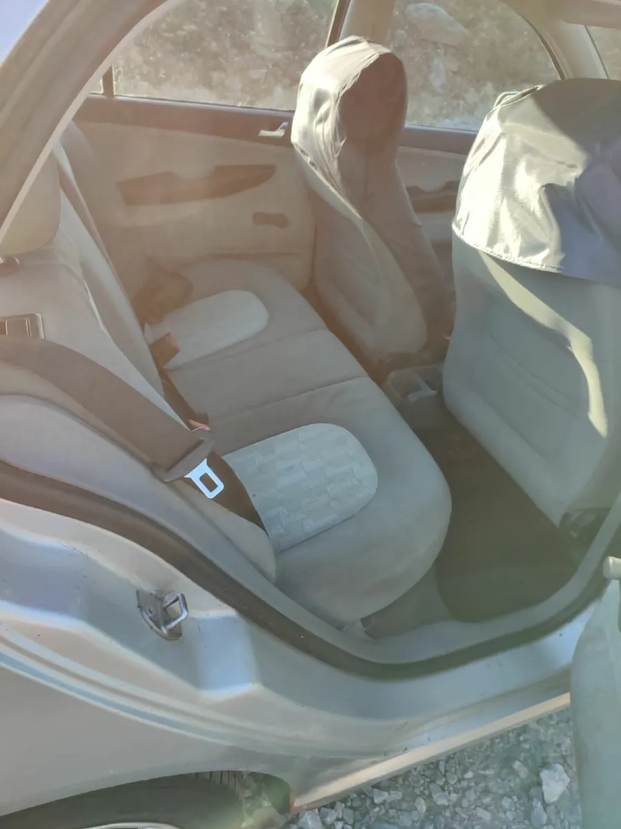 Skoda Fabia 2001 - Image 2