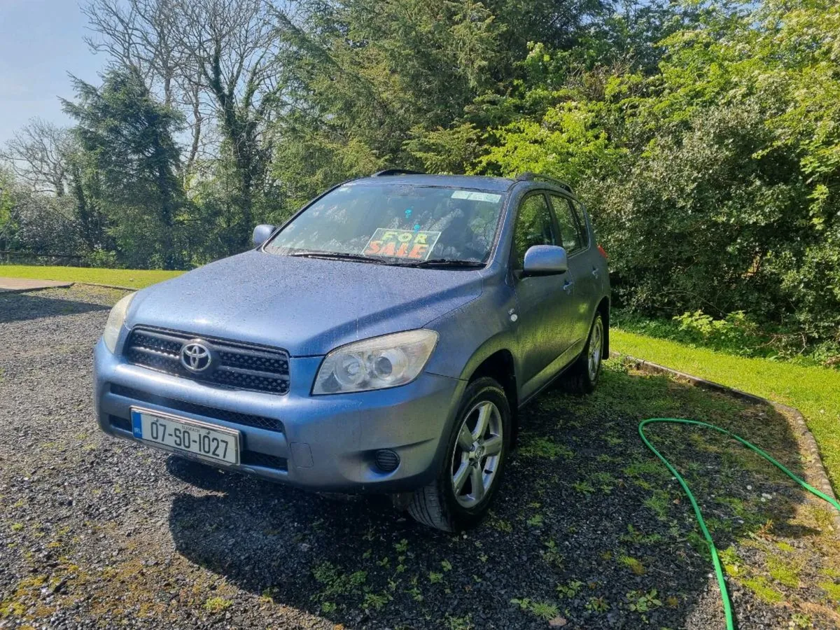 RAV 4 AWD 2.2 Diesel - Image 1