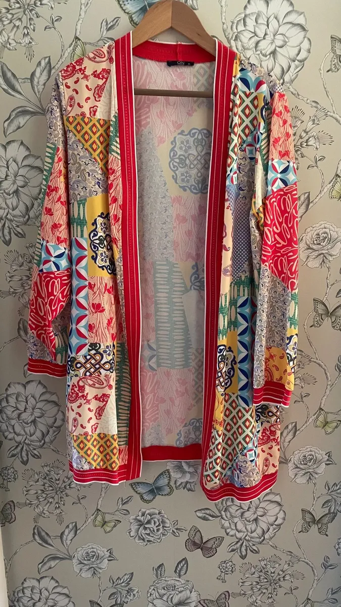 Women’s new top xl - Image 1